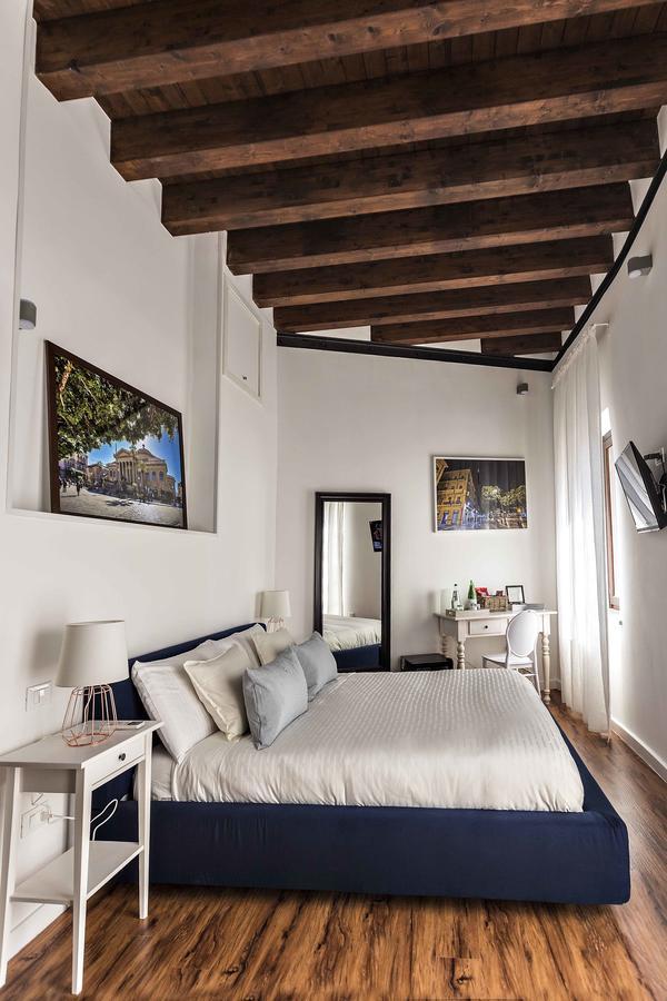 Casa Nostra B&B Palermo Bagian luar foto
