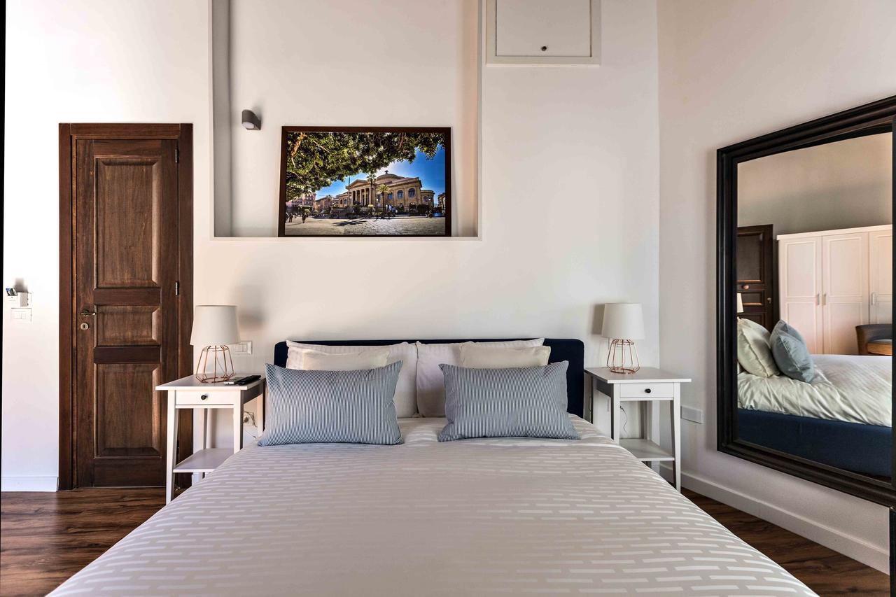 Casa Nostra B&B Palermo Bagian luar foto